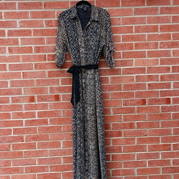 🔹️Moda International Maxi Dress - Picture 1 of 14